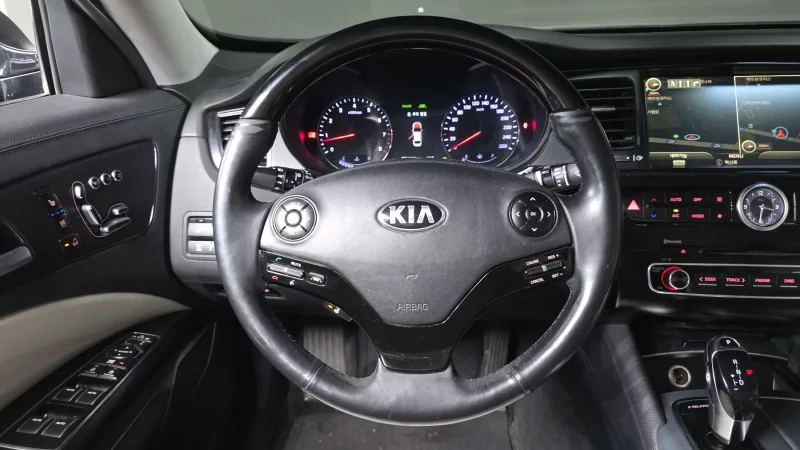 Kia K9