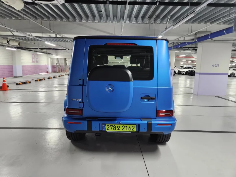 Mercedes-Benz G-Class