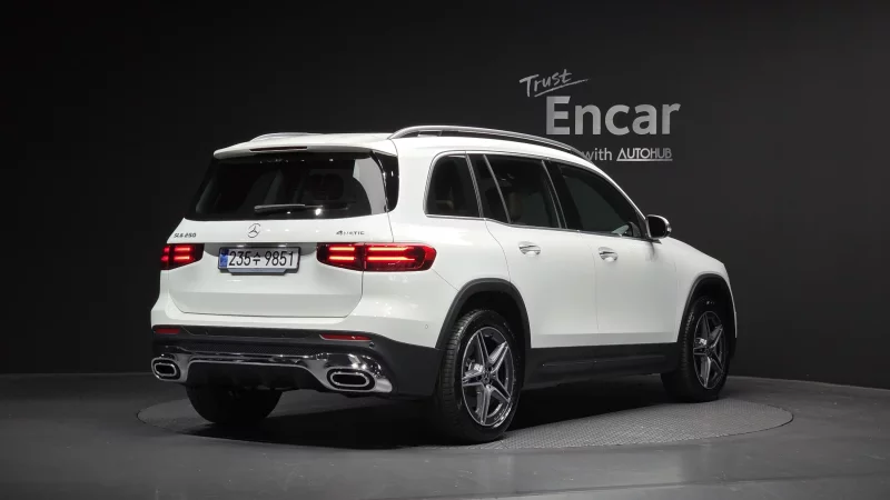 Mercedes-Benz GLB-Class