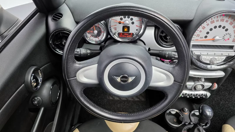 MINI Cooper Convertible