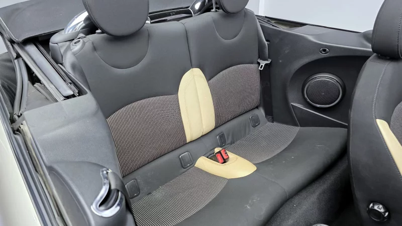 MINI Cooper Convertible