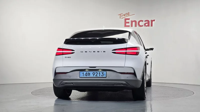 Genesis GV60