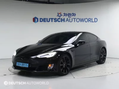 Tesla MODEL S