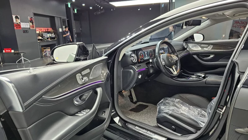 Mercedes-Benz CLS-Class