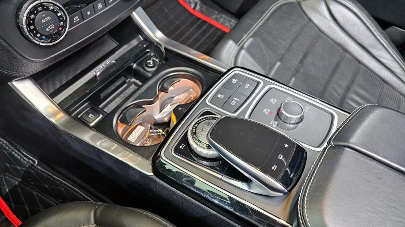 Mercedes-Benz GLE-Class