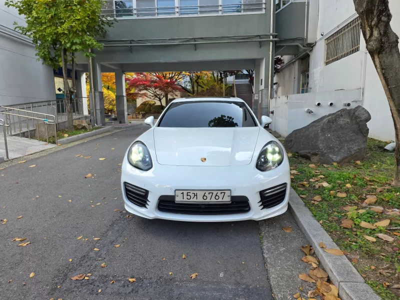 Porsche PANAMERA