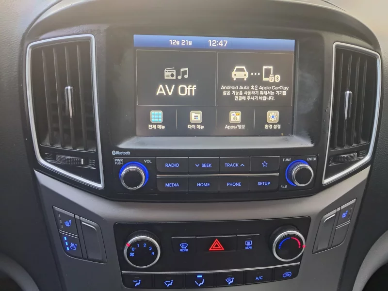Hyundai Grand Starex
