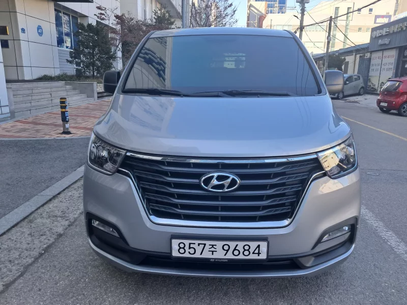 Hyundai Grand Starex