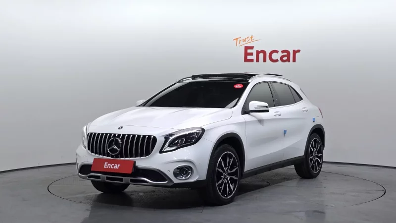 Mercedes-Benz GLA-Class