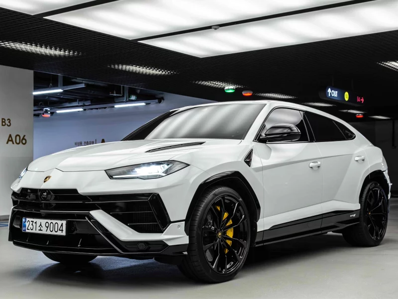 Lamborghini URUS
