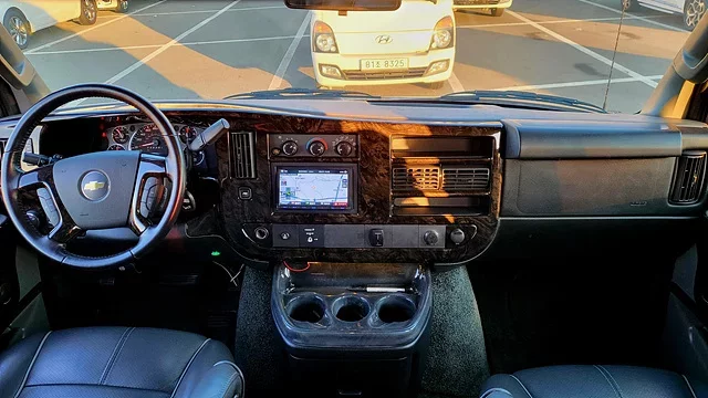 Chevrolet Express Van