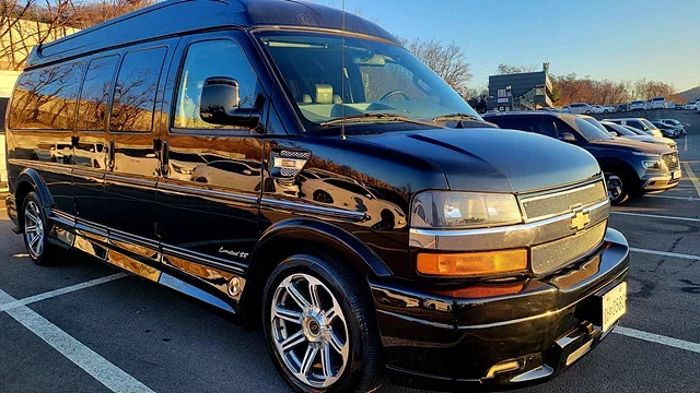 Chevrolet Express Van