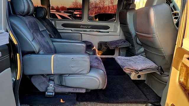 Chevrolet Express Van