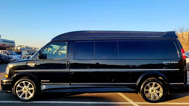 Chevrolet Express Van