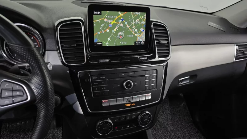 Mercedes-Benz GLE-Class