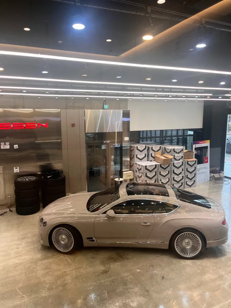 Bentley Continental GT