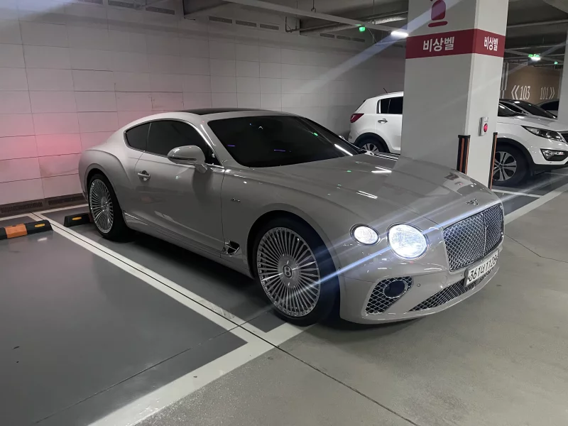 Bentley Continental GT