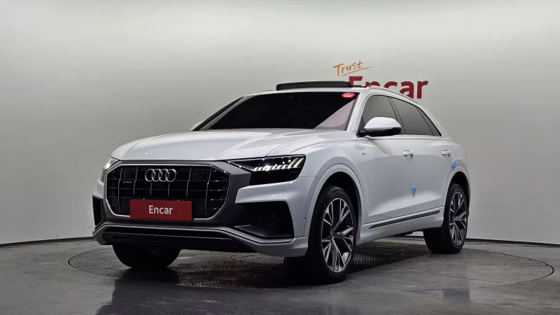 Audi Q8