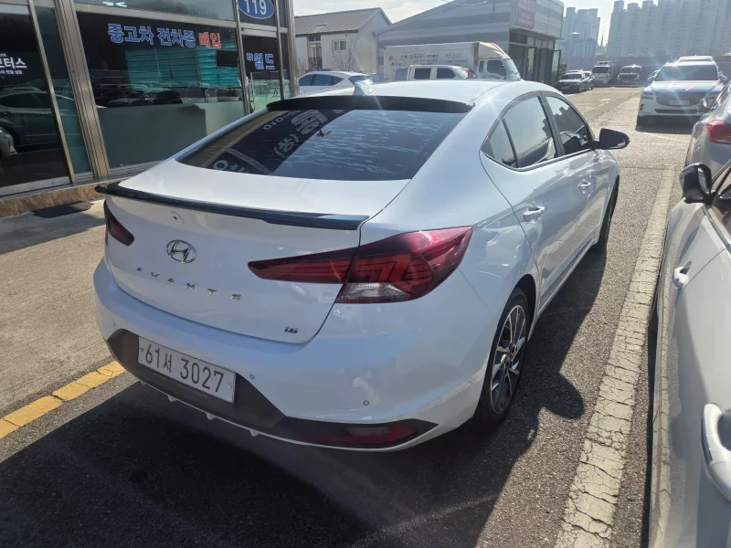 Hyundai AVANTE