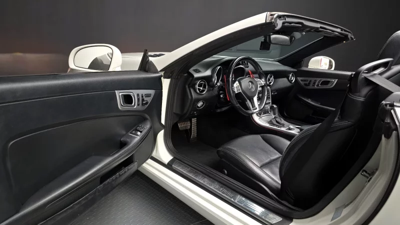 Mercedes-Benz SLK-Class