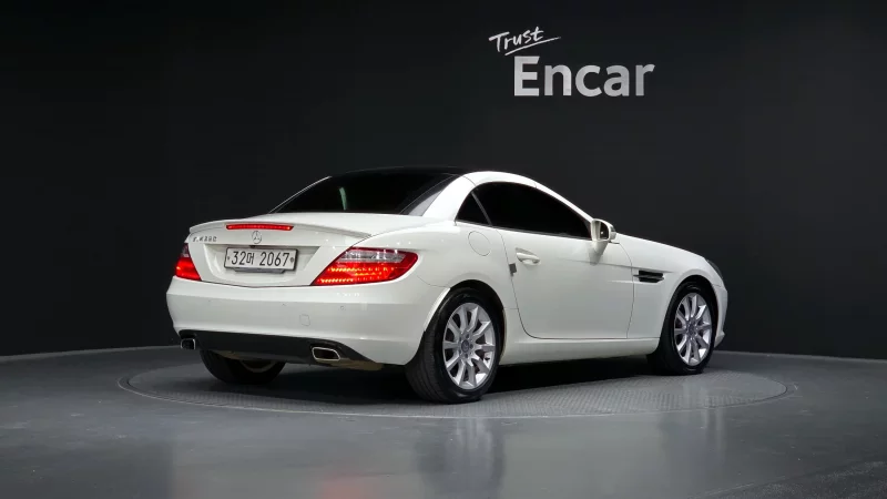 Mercedes-Benz SLK-Class