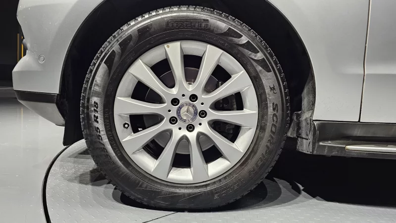 Mercedes-Benz M-class