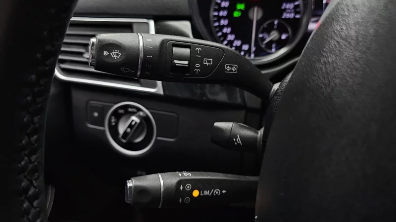 Mercedes-Benz M-class