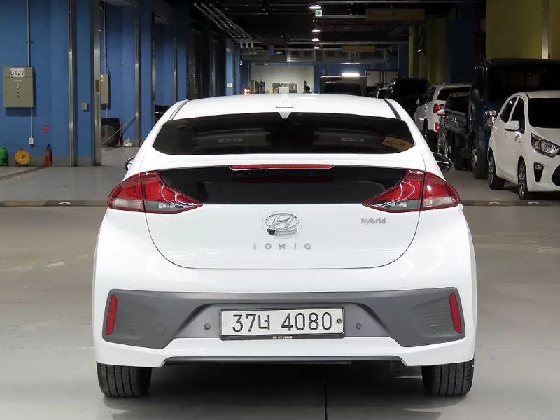 Hyundai Ioniq