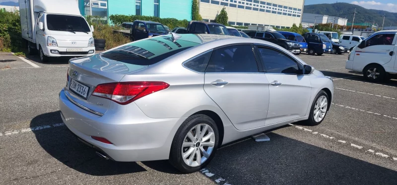 Hyundai I40