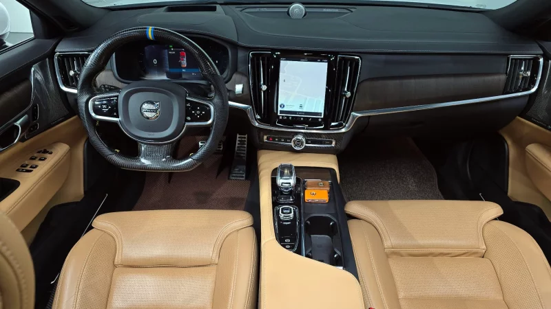 Volvo S90