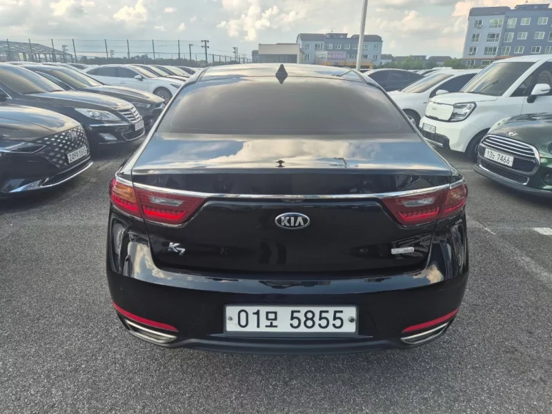 Kia K7