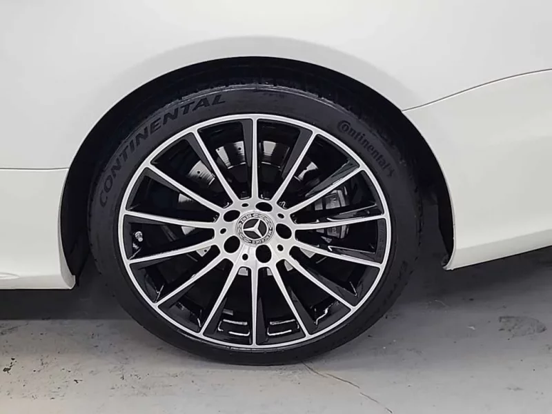 Mercedes-Benz SL-Class