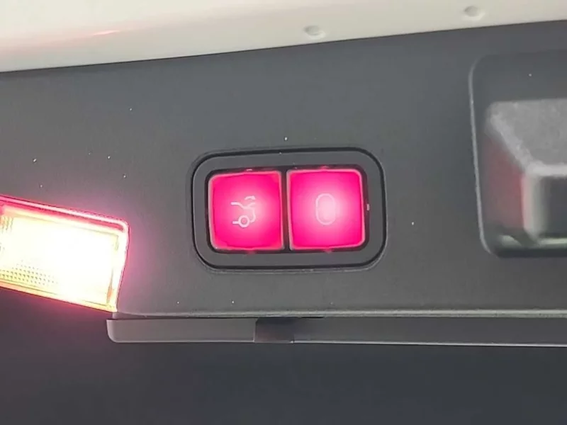 Mercedes-Benz SL-Class