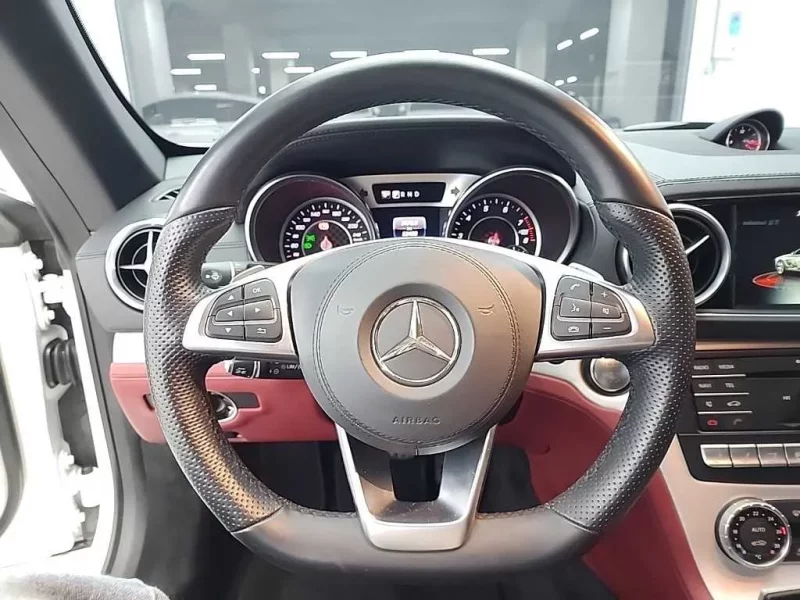 Mercedes-Benz SL-Class