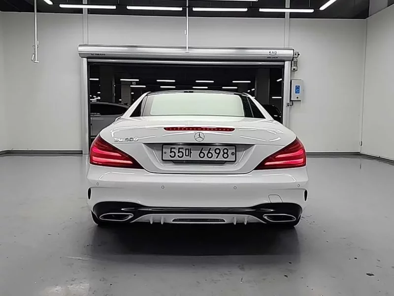 Mercedes-Benz SL-Class