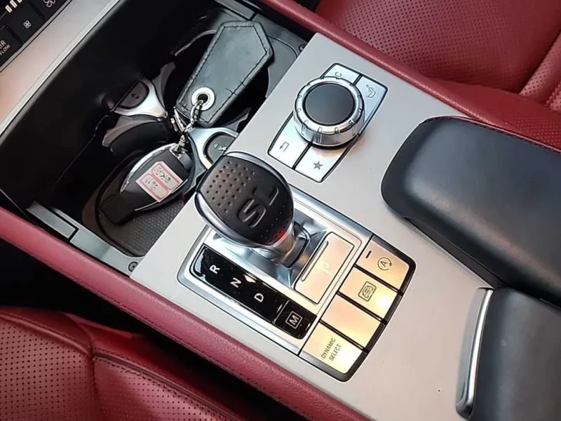 Mercedes-Benz SL-Class