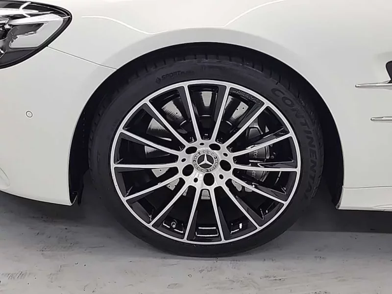 Mercedes-Benz SL-Class