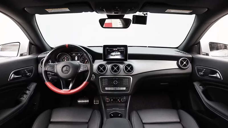 Mercedes-Benz CLA-Class