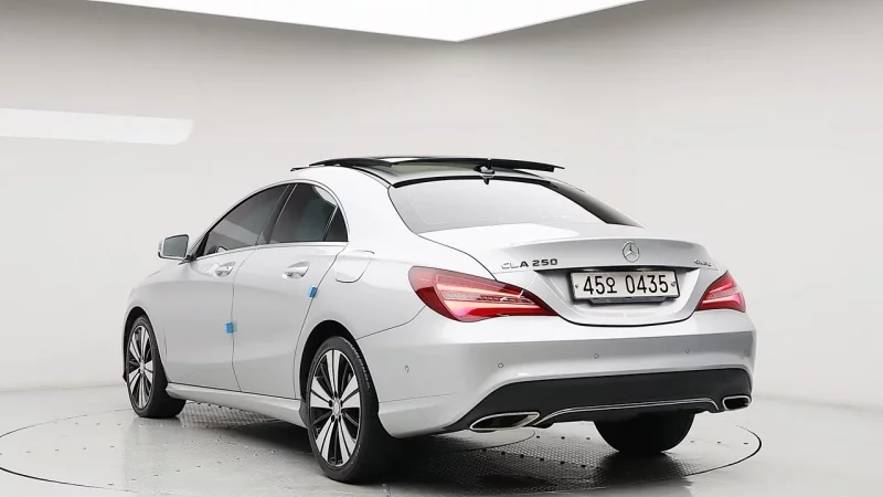 Mercedes-Benz CLA-Class