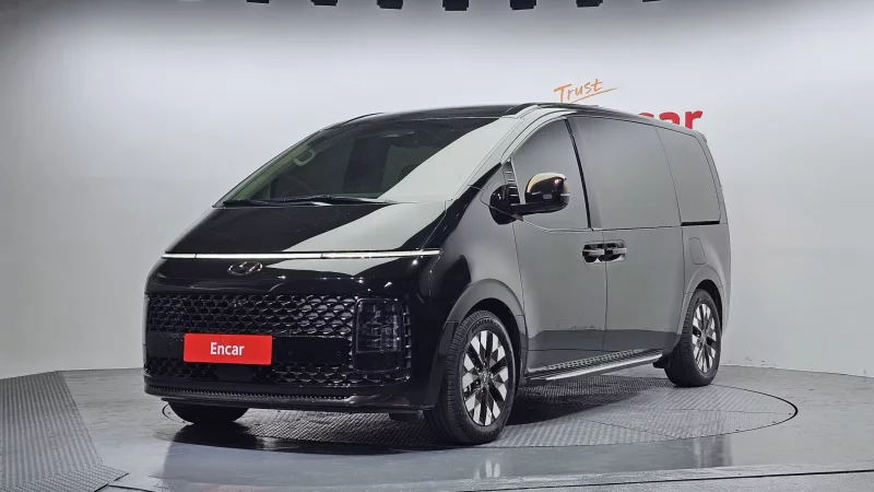 Hyundai Staria