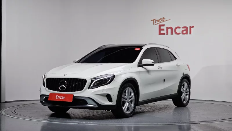 Mercedes-Benz GLA-Class
