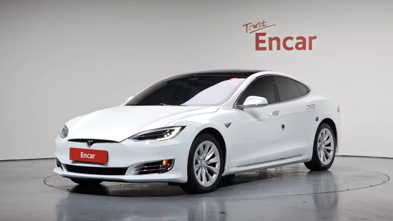 Tesla MODEL S