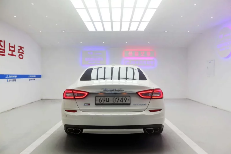 Maserati QUATTROPORTE