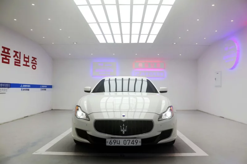 Maserati QUATTROPORTE