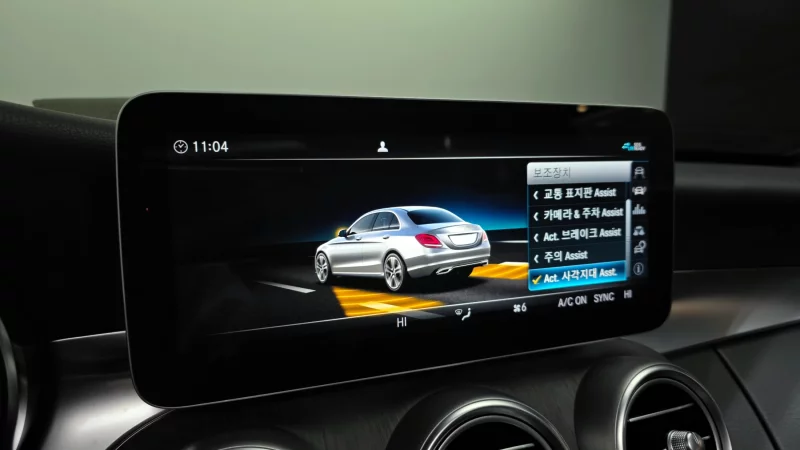 Mercedes-Benz C-Class