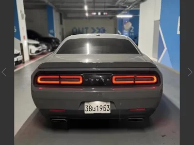 Dodge CHALLENGER