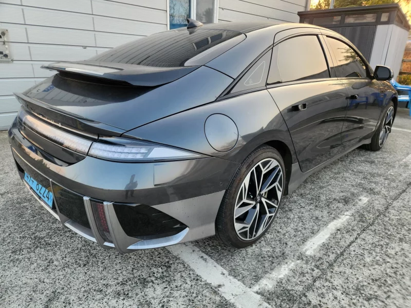 Hyundai Ioniq 6