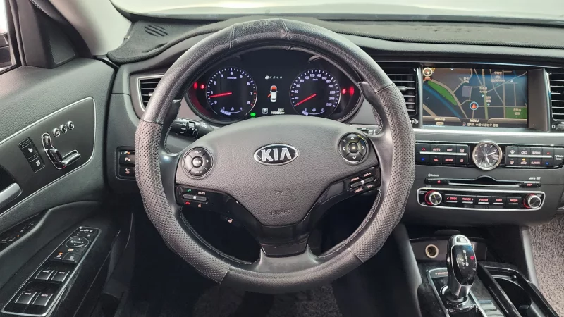 Kia K9