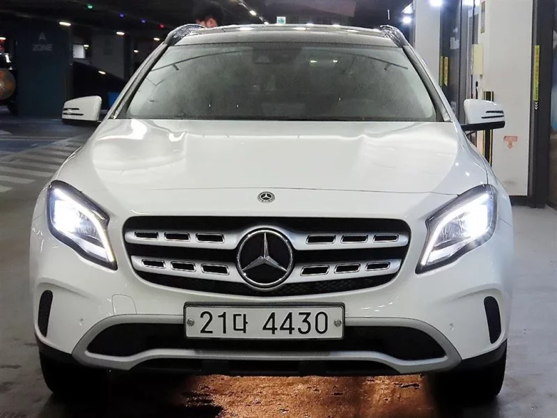 Mercedes-Benz GLA-Class