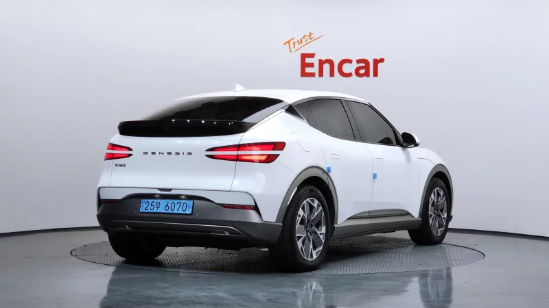 Genesis GV60